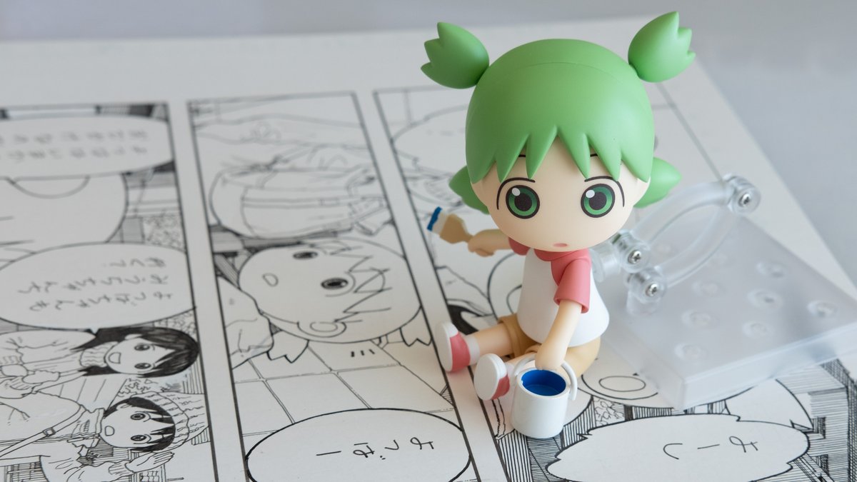 ねんどろいどよつば。下のは今描き中の原稿。15巻は年内目標。 