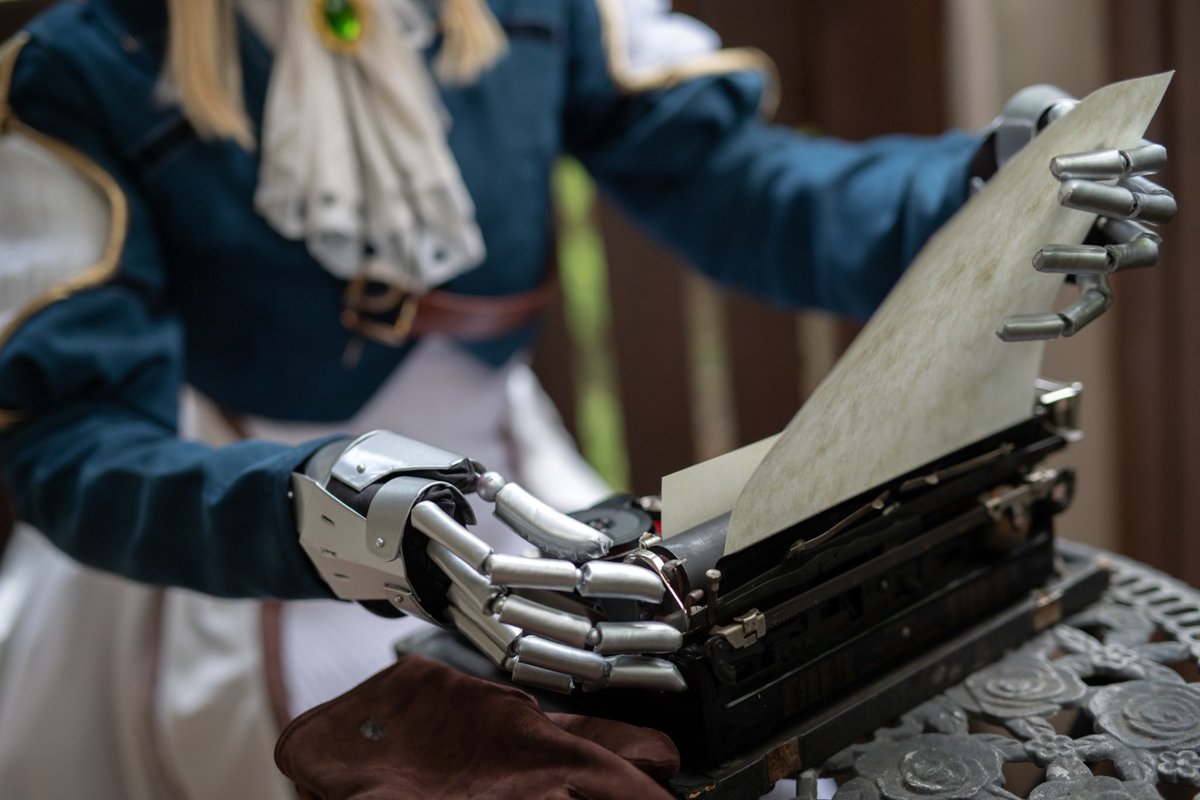 義手がね、超かっこよく作れたからね 全フォロワー見て 