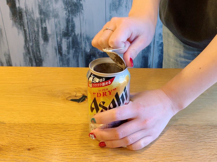 日本初、フタを丸く取り外せる缶ビールが登場すると聞き、一足先に試してみました