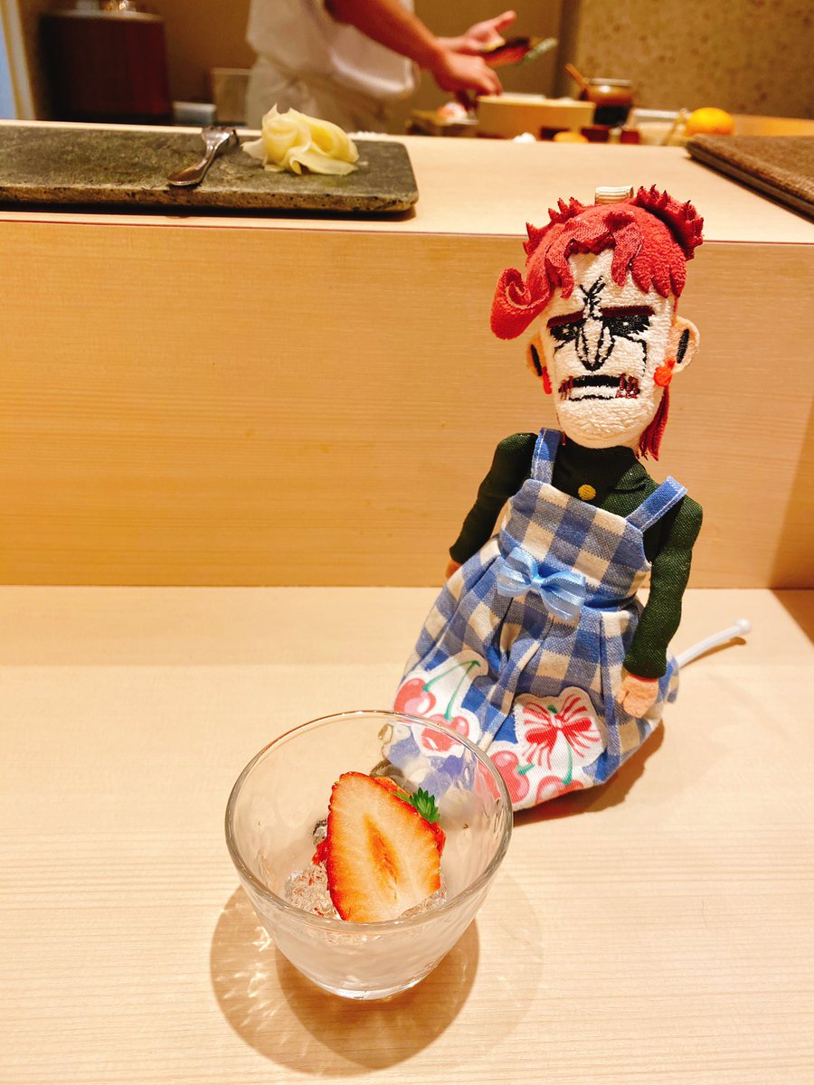  板前さん「勿論です」  私(そっとポーチ院も出す) 板前さん「その子は何ちゃんですか