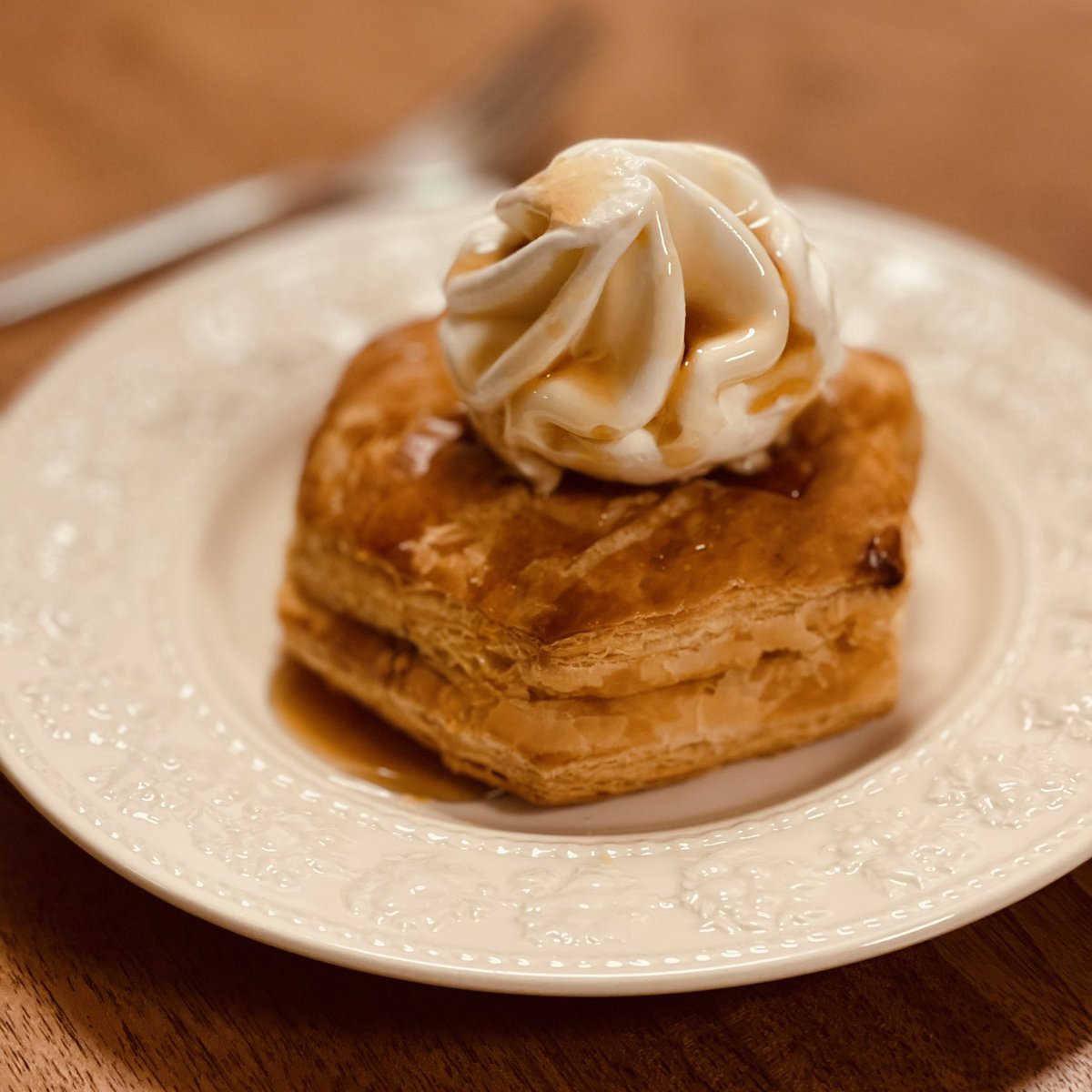 「パイの実みたいなデニッシュ」の正しい食べ方のひとつです