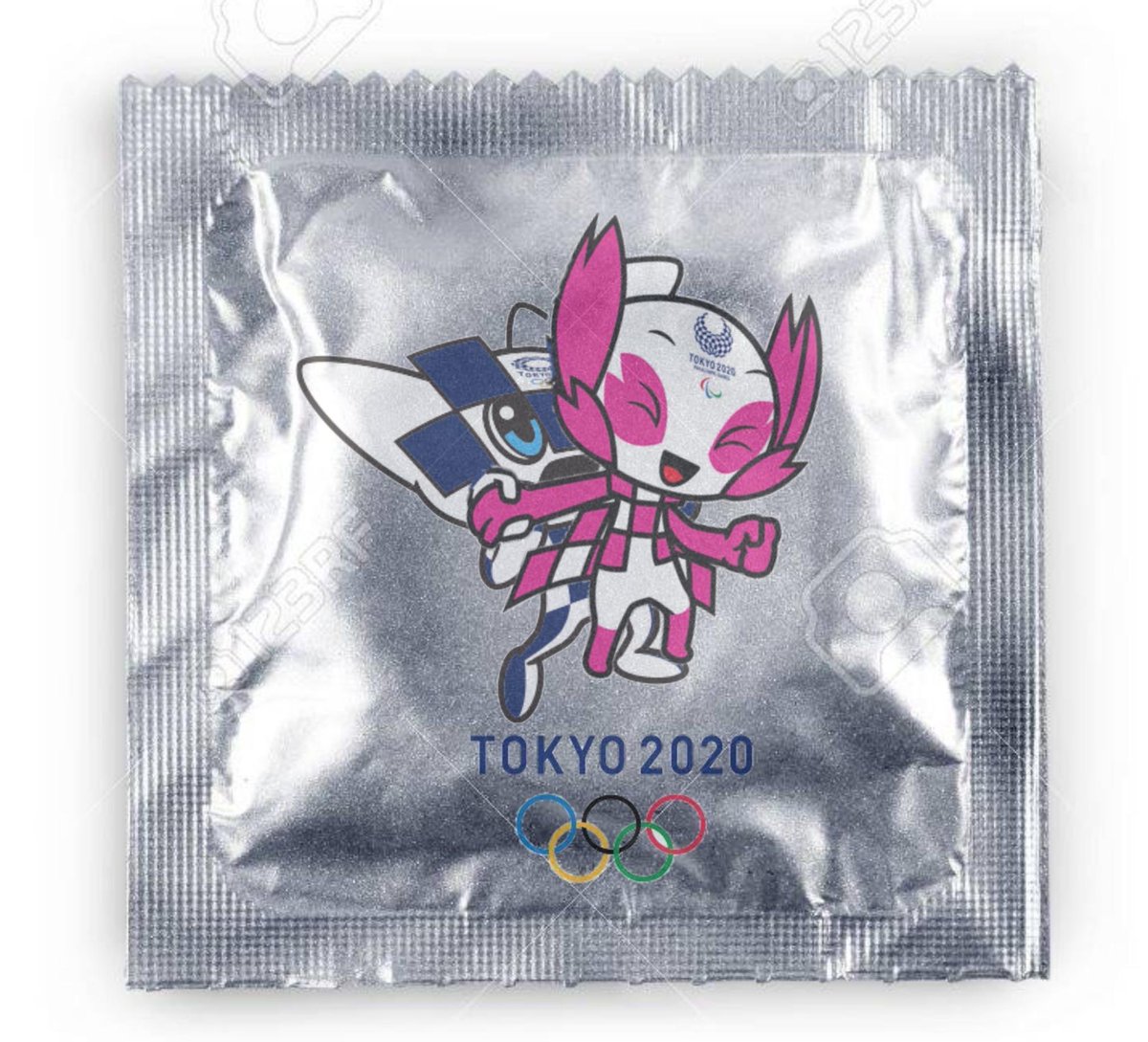 いくら何でもマスコットに立ちバックさせるのは… 