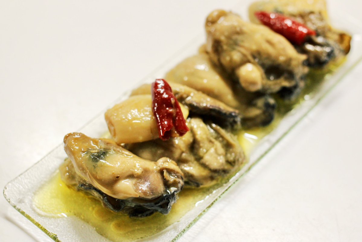 これは、1週間後が美味しいやつ✨牡蠣を見つけるとすぐ作っちゃう…  そのまま食べるもヨシ‼️パスタにするもヨシ‼️ 