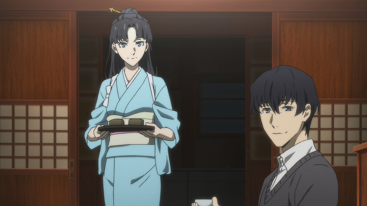 に登場する優しげな雰囲気の謎の男性は、「鏡花の父」でした