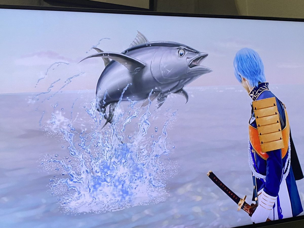 一期一振のCM、いきなり鮪が襲いかかって来て、それを斬りそのままくら寿司に提供してそれを食べるって流れでした