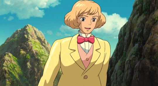 ソフィーのために杖や寝床をもたらし、ソフィーが雨の中外に飛び出せば傘を差してくれるし、ソフィーを庇って壊れてしまったり、ソフィーとハウルの仲を察して｢心変わりを待つ｣とサッと身を引く… カブこと実は隣国の王子様である紳士な彼…推せるだろ… #ハウルの動く城 