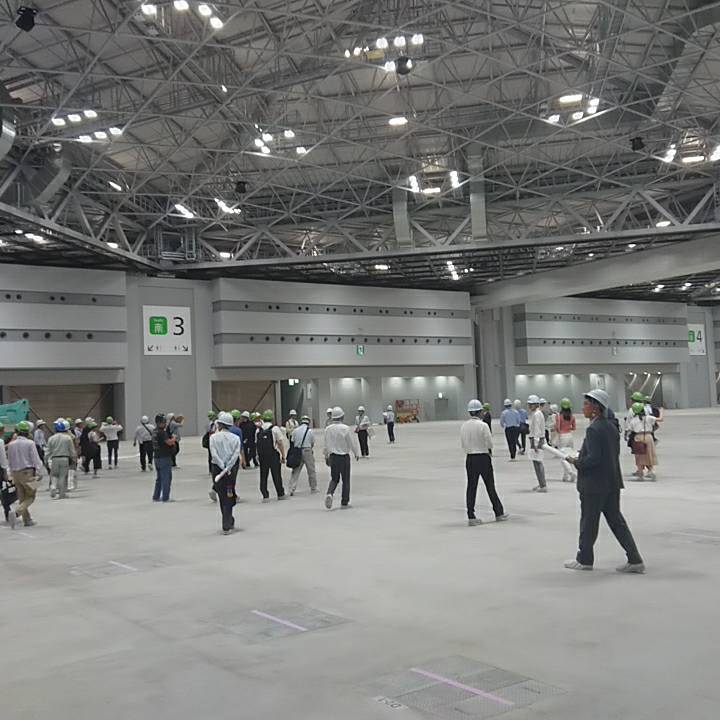 本日は7月竣工の東京ビッグサイト南展示棟の見学会です