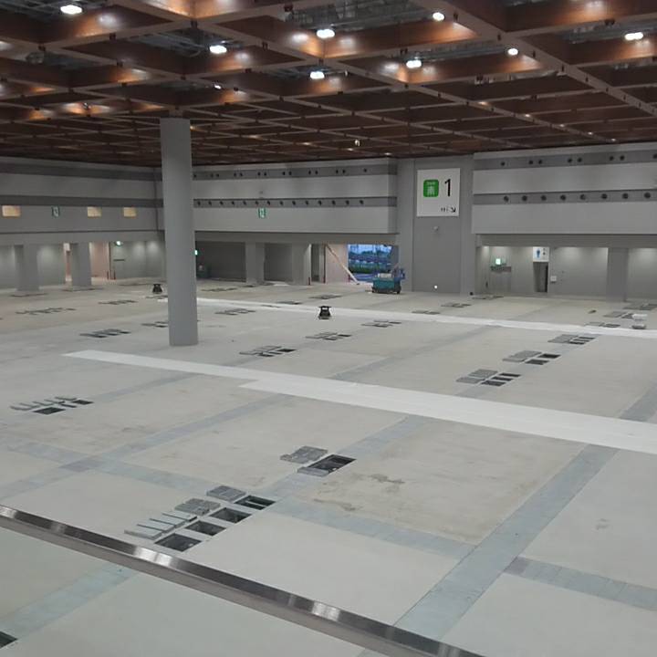本日は7月竣工の東京ビッグサイト南展示棟の見学会です