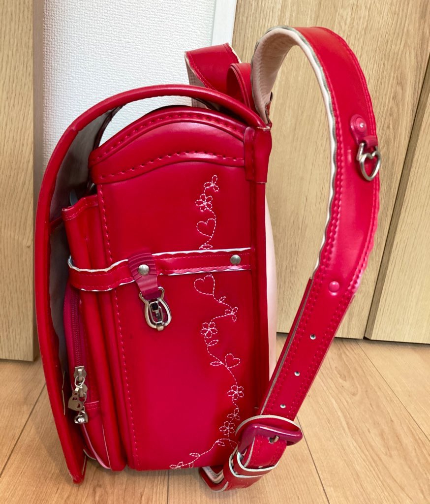 この春卒業した娘のランドセル、たくさんの実用小物になって帰ってきました(o^^o) 