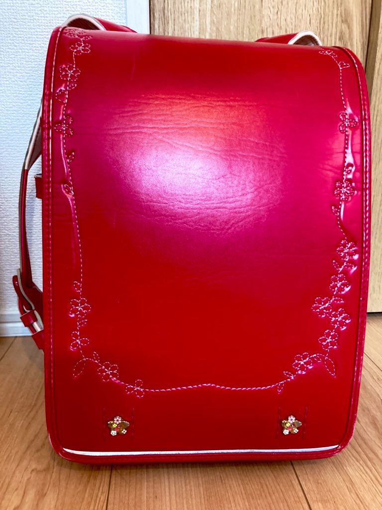 この春卒業した娘のランドセル、たくさんの実用小物になって帰ってきました(o^^o) 