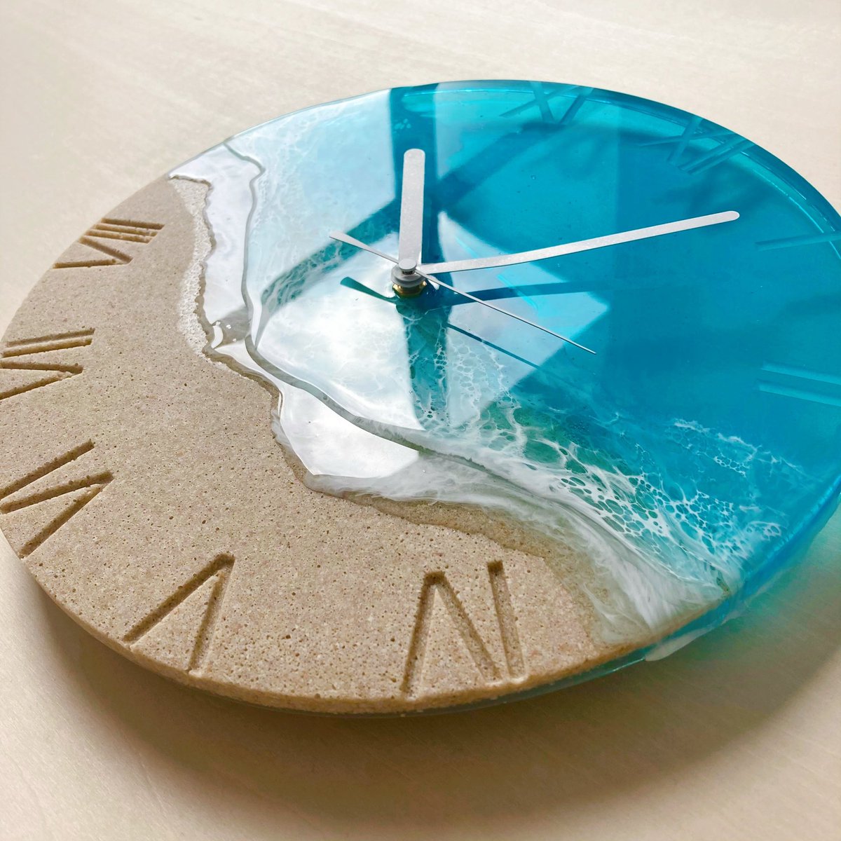 Turquoise Ocean Clock🌊🕑  かみんぐすーん😌 