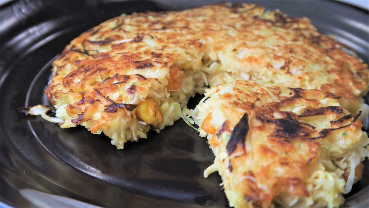お好み焼粉がなくても、強引にカップヌードルでお好み焼が作れることがわかりましたのでご報告します