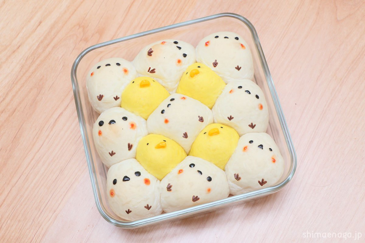 ヒヨコとシマエナガのちぎりパン むぎゅむぎゅ