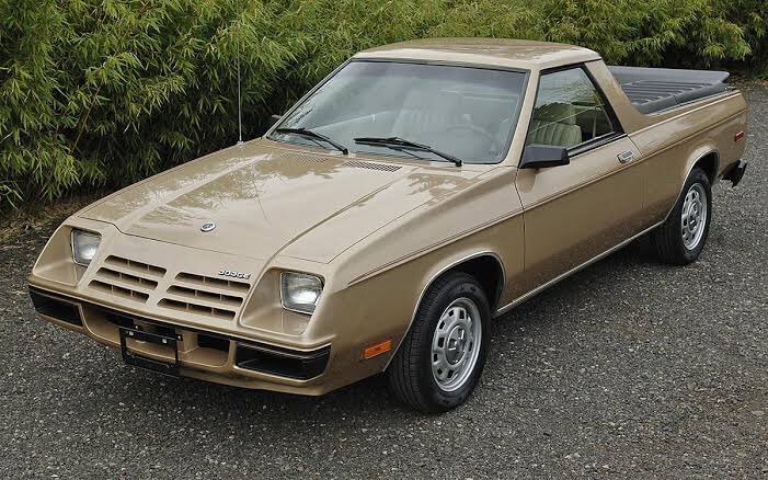 かつて知人が日本に1台しかないと言われるダメ車界のスーパースター、ダッジ・ランページを中古車売買欄にて発見、急いでコンタクトを取るもタッチの差で売れてしまっていた