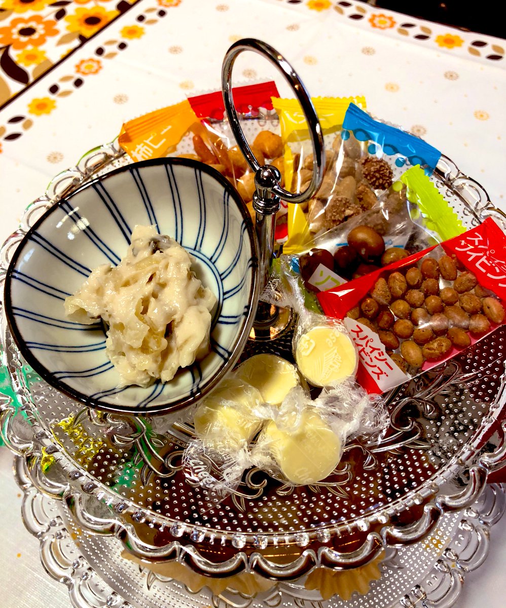 場末のアフタヌーンティー 