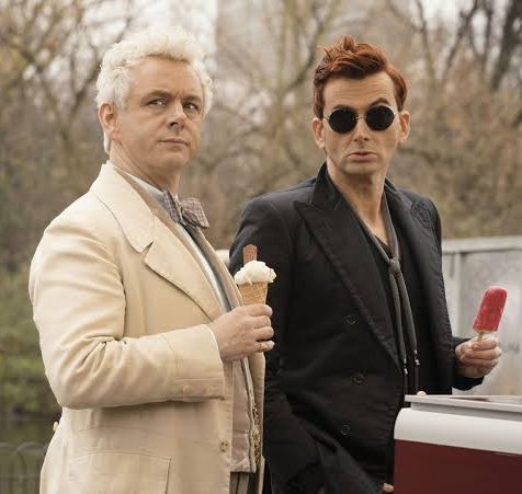 本来なら敵対関係にあるはずの天使と悪魔が6000年来の友達で、中年おじさん2人の友情という名の愛情物語を終始堪能できる非常にエモい作品がアマプラには存在する…