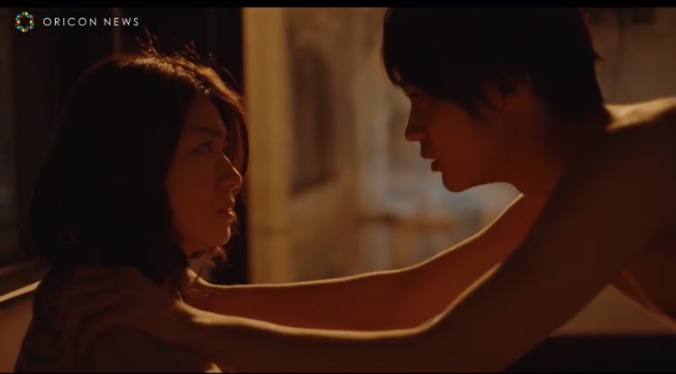 この「裏アカ」って映画めっちゃ観たい…仕事が行き詰まった時になんとなく始めた裏アカで出会った一人の男に溺れていくストーリーなんだけど絶対面白い…神尾楓珠くん出てるから絶対観る…6/12から始まるらしい