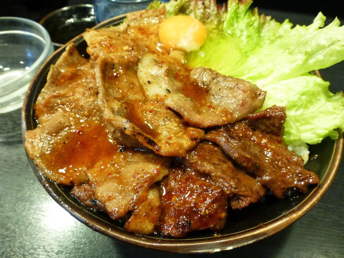 しかもほとんどのメニューが英世一枚くらいで滅茶苦茶量が多い 