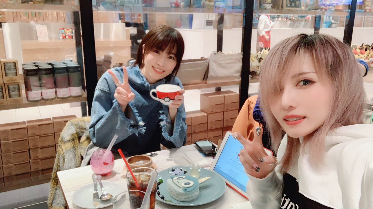 瑠璃子さんとポケモンカフェ行ってきた🥳 瑠璃子さんと遊ぶの初めてだったのでお誘い頂いてからどちどちの毎日でしたが大変楽しゅうございました