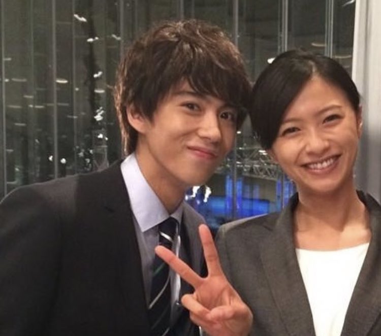 東出昌大の不倫が発覚したことによって私的には榮倉奈々ちゃんを大事にしてる賀来賢人の好感度上がりまくりなんだが