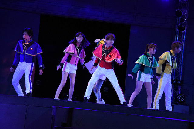 ブルーに水石亜飛夢、ピンクに工藤美桜    #キラメイジャー #小宮璃央 #木原瑠生 #新條由芽 #水石亜飛夢 #工藤美桜 #古坂大魔王 #水瀬いのり #杉田智和 #鈴村健一 #中村悠一 