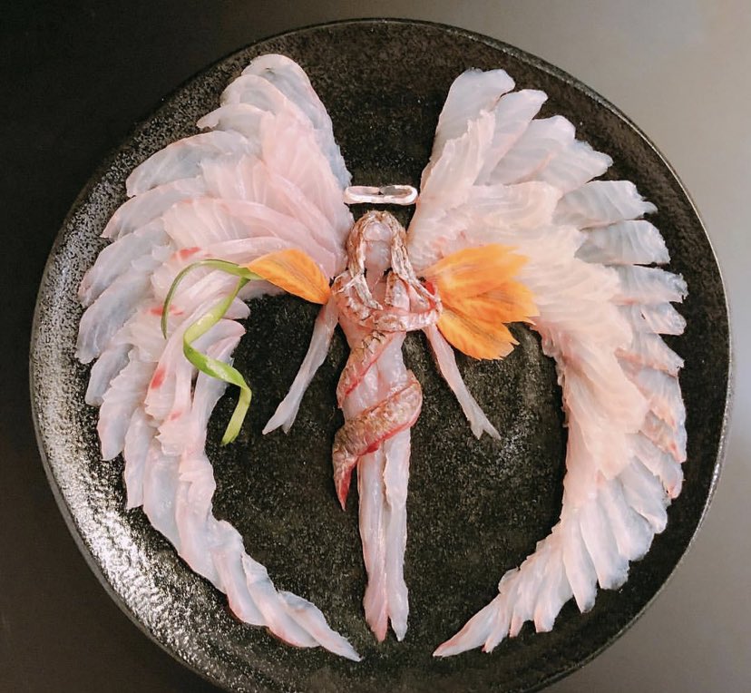 刺身もインスタの時代だそうです 