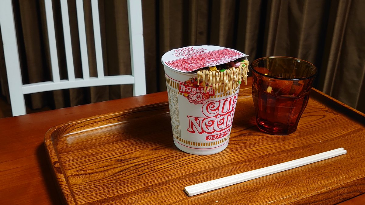 っとなるカップ麵のフタおさえ 作りました