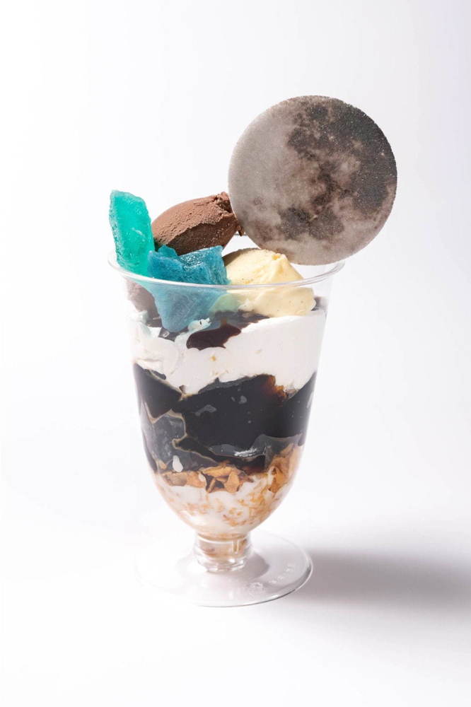 プラネタリア TOKYO併設カフェが“星空を味わうカフェ”にリニューアル、惑星カクテルや星雲ソフトなど -