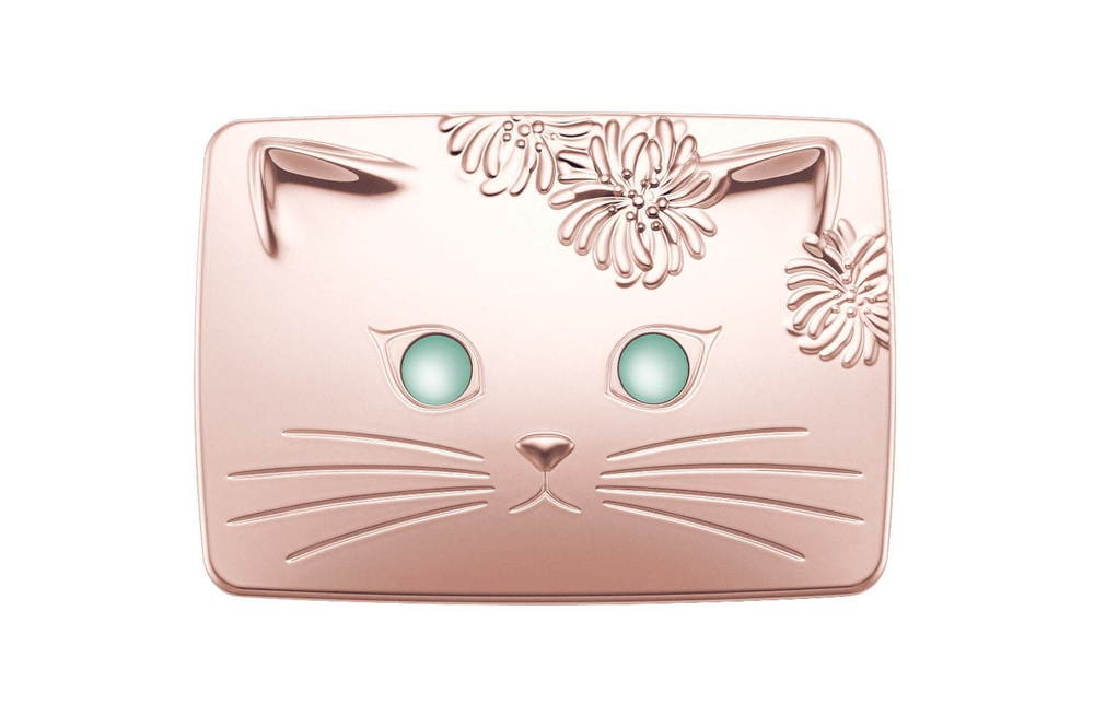 ポール ＆ ジョー ボーテ“猫”モチーフのファンデーションケース、ブルーアイ＆花冠付きキャット -  