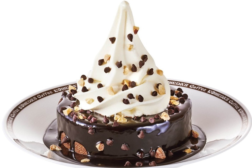 コメダ珈琲店×ゴディバ「クロネージュ リッチショコラ」チョコバウム×濃厚チョコソースの限定スイーツ -