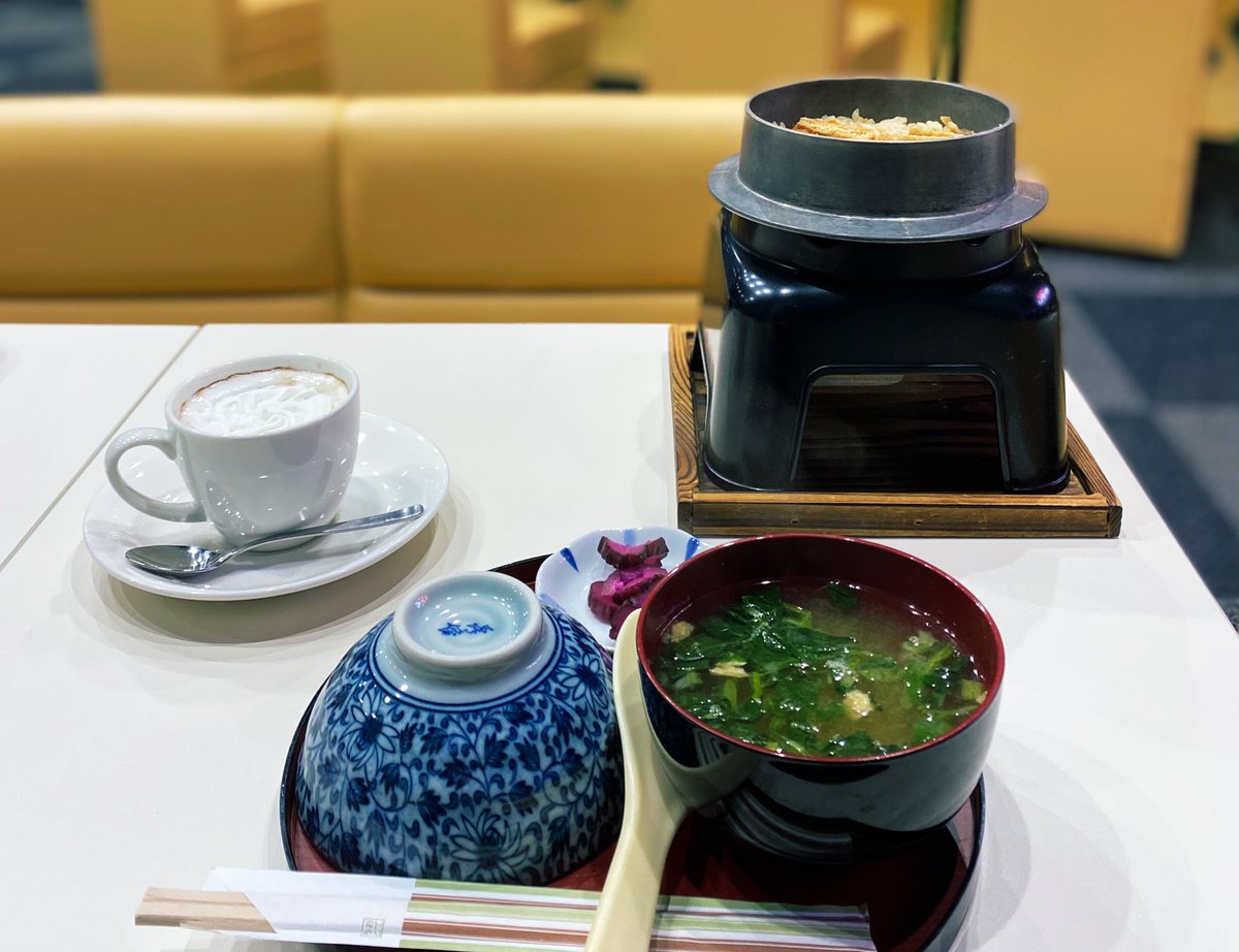 ルノアールには“銀座ルノアール”が直接経営してないルノアールが6店舗あるのですが、どれも独自路線をいってておもしろいので回ってみました