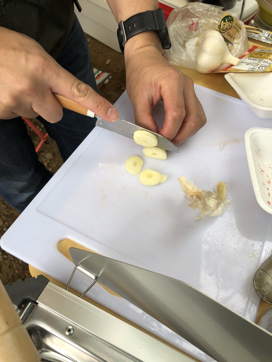 味ぽん、ニンニク、鷹の爪だけで煮た角煮、物凄くうまい 