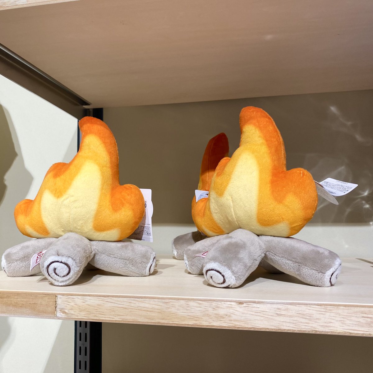 焚き火のぬいぐるみ可愛すぎ 