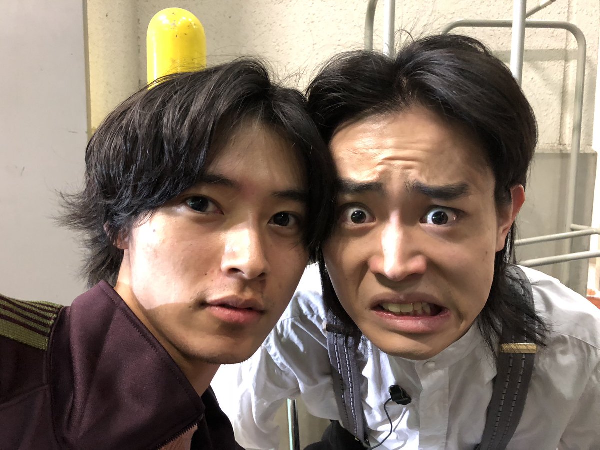 あ、菅田くんの誕生日らしいので、菅田将暉特集‼️1枚目は菅田自撮りによる俺の居眠り告発映像