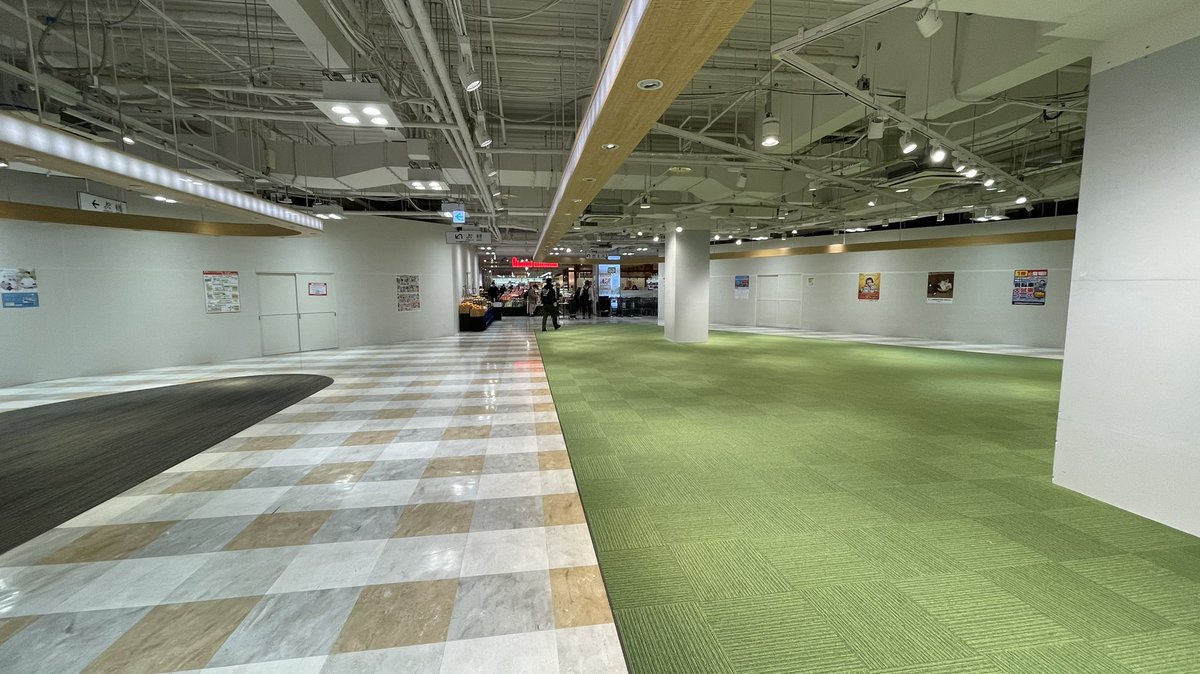 ヨドバシ京都の地下2階の店舗、ほとんど撤退してしまった 