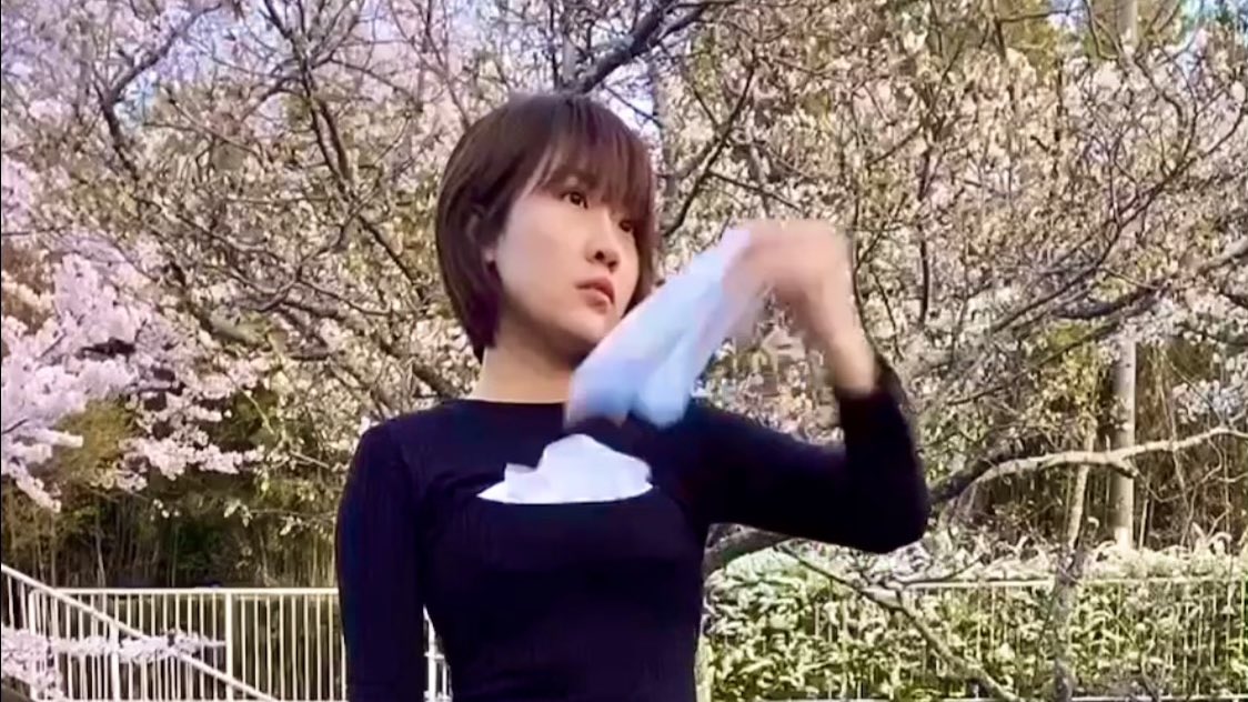  私が着たらただのポケットになってしまったので、この春の活用方法考えてみた 