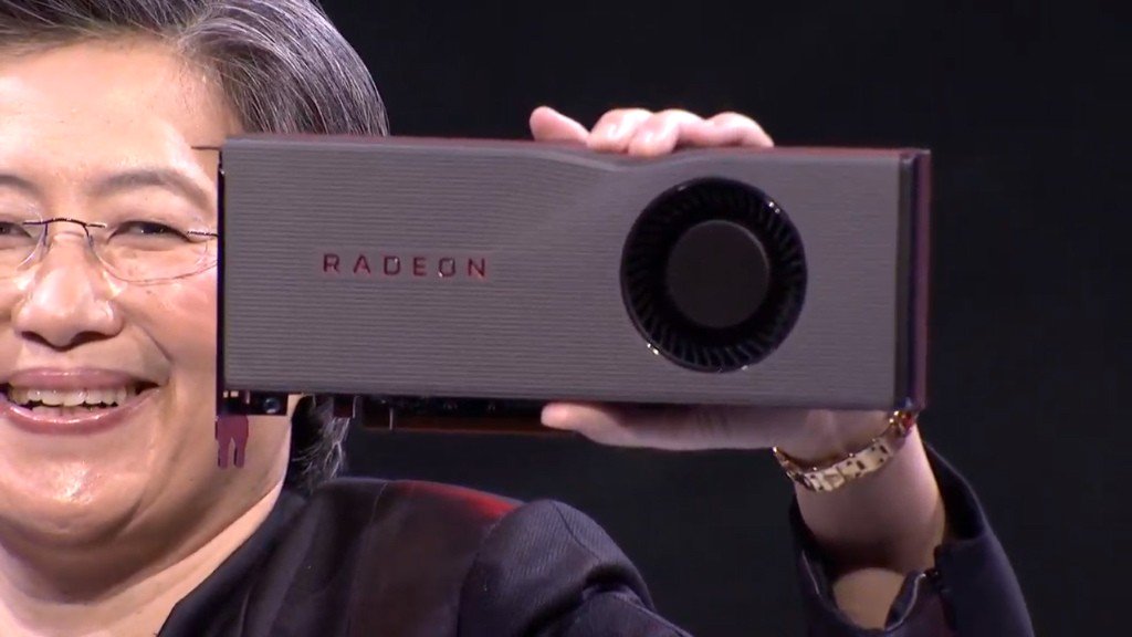 CEOの握力スゴイと思ったら、グラボ自体がそういうデザインだった。 