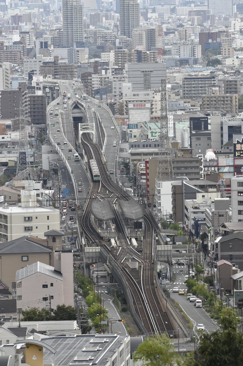 新石切の造り、なんかすごい