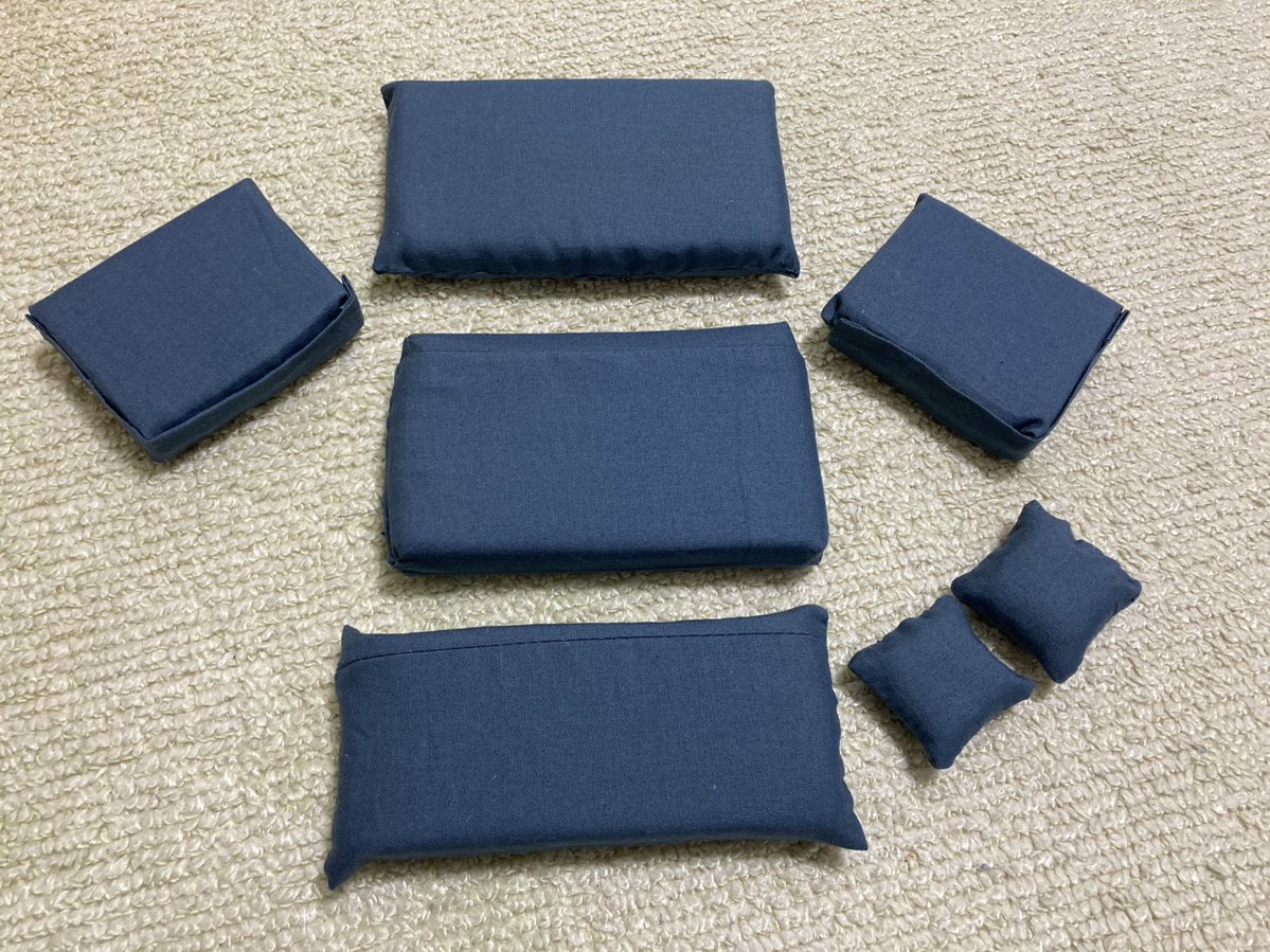 ５個100円のスポンジをだな？ こうして、こうして、こうじゃ！！！ 