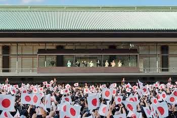 上尾駅が入場規制になると一般参賀みたいになるのね #高崎線