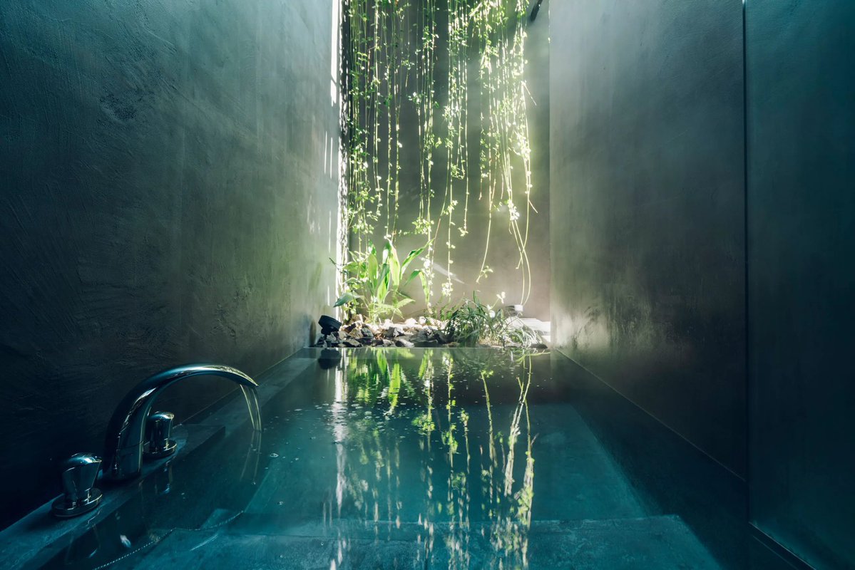 1月に開業したばかり、八坂通の路地にある一棟貸宿