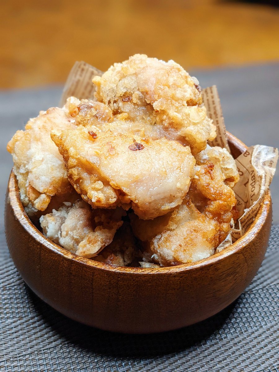  ③フライパンにサラダ油大さじ5を入れ片栗粉をまぶし弱火でキツネ色になるまで揚げれば完成