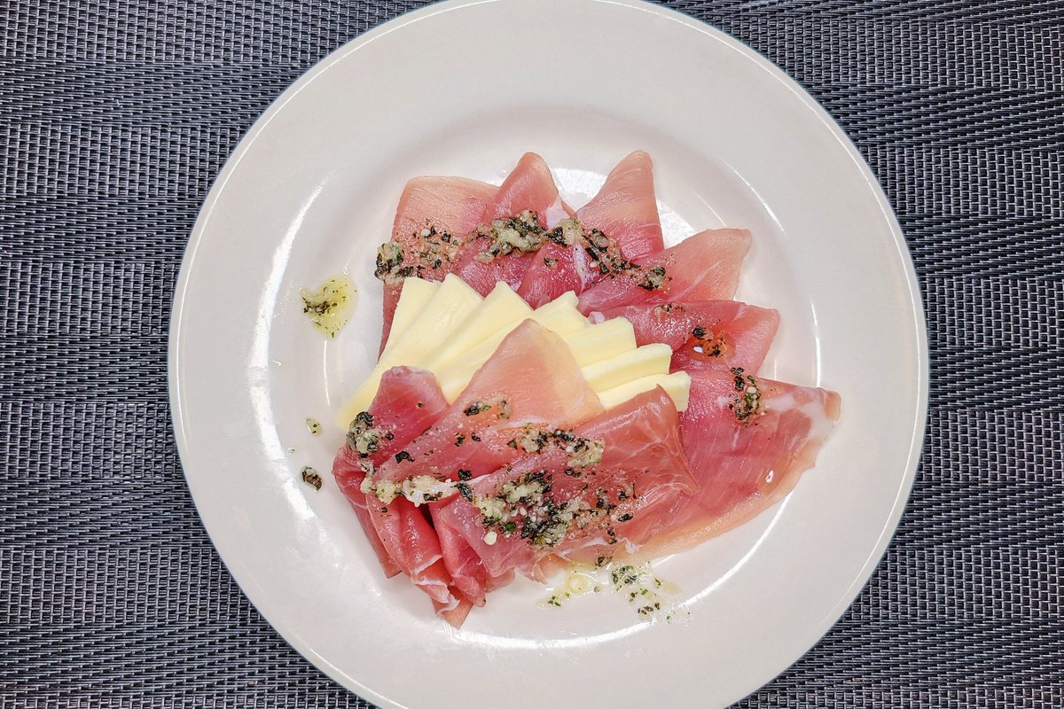   にんにくバジルとオリーブオイルの風味が最高です