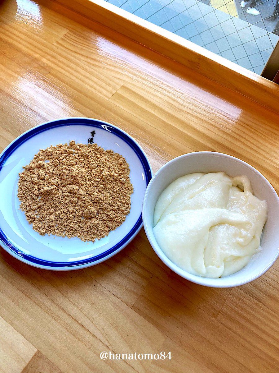 こちらは2019年6月にオープンした香港スイーツの専門店 オススメは「香港牛乳もち」※380円