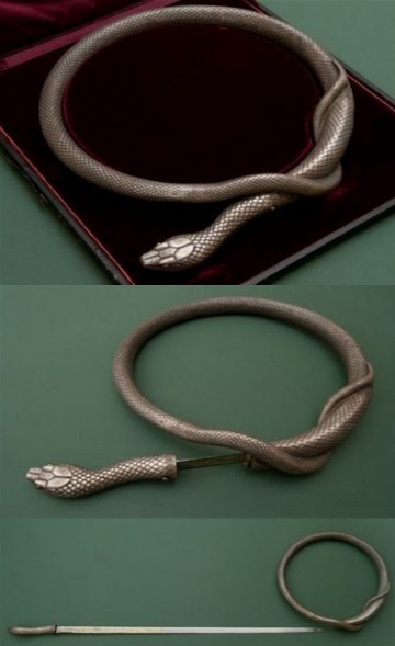 めちゃくちゃ厨二に刺さる武器見付けたからあらゆる厨二こじらせたオタクにみて欲しいんだけど、これ19世紀に製作された一見すると精巧なヘビの金属彫刻のようにみえる鞘の中に柔軟な刃が仕込まれているレイピア