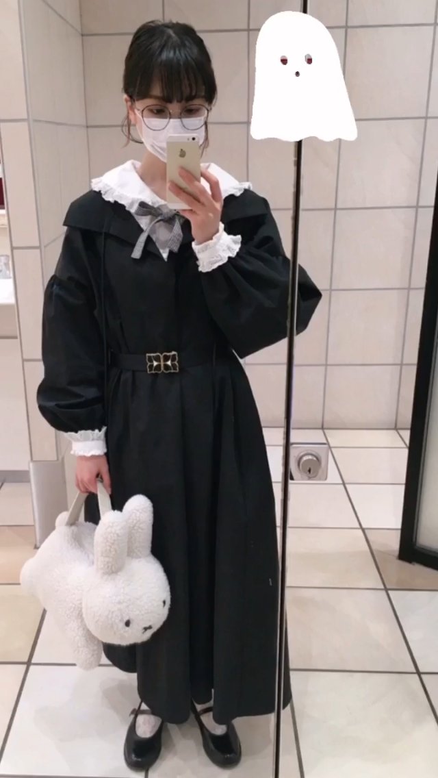 うささんバッグ持つようになってから、ぶつかられなくなったし 電車で隣にめちゃくちゃ大きな人が座ってきて圧かけてくること減った気がする 避けられてる🥳