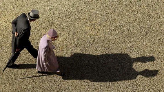 フィリップ殿下と女王の写真で私が一番好きなのこれかな。 