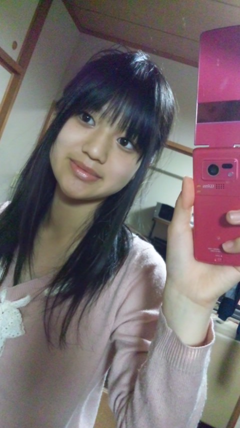 当時付き合ってた人に自分より可愛い子と浮気されたのが悔しくて、-10kg痩せて肌も髪にも重課金して、メイクも必死に覚えたらこうなれたから努力は報われるって思ってもいいよね 