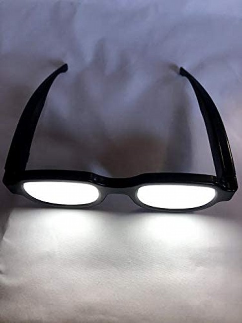 ひらめいた時に♪「光る中2病メガネ」発売中！購入⇒ 