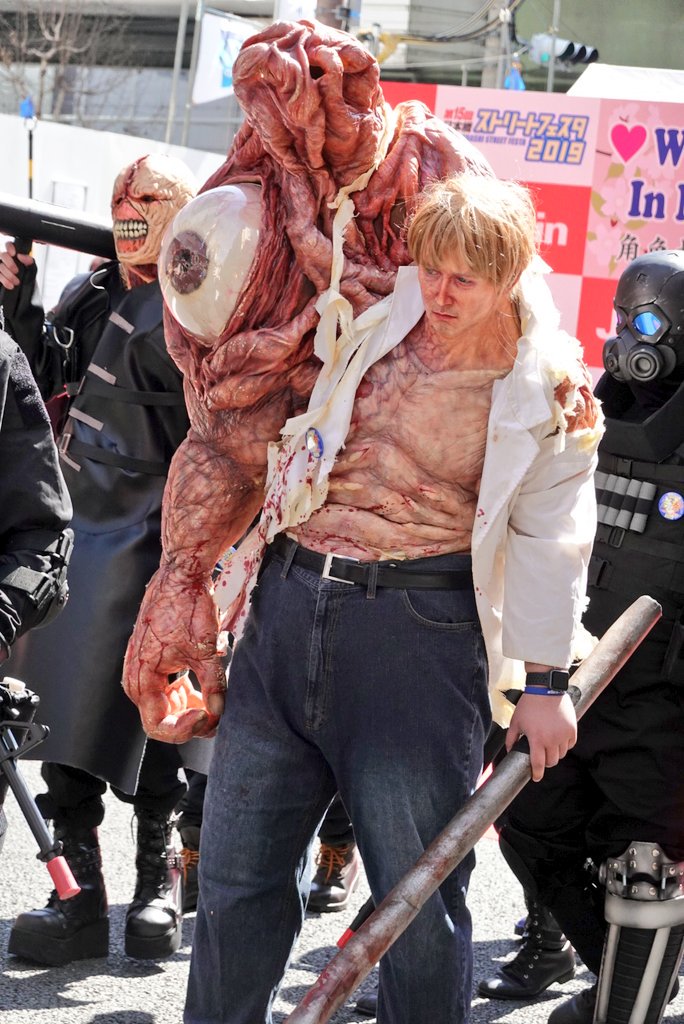 日本橋でんでんタウンで見かけたコスプレさんo(^o^)o バイオハザードﾔﾊﾞｲ😱💧 日本橋ストリートフェスタ2019  #ストフェス   #ストフェス2019 